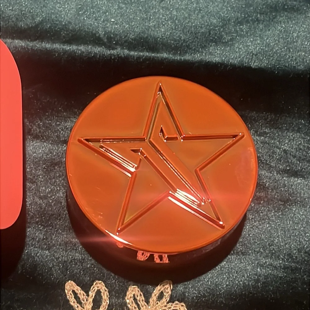 Jeffree Star Cosmetics Magic Star Luminous Setting Powder - Honey NIB